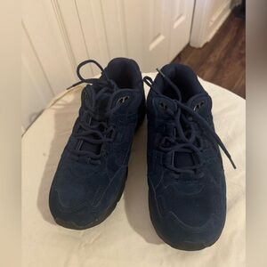 NEW Vionic Walker Classic Shoes Womens 7 Dark Blue Orthaheel Walking Sneakers